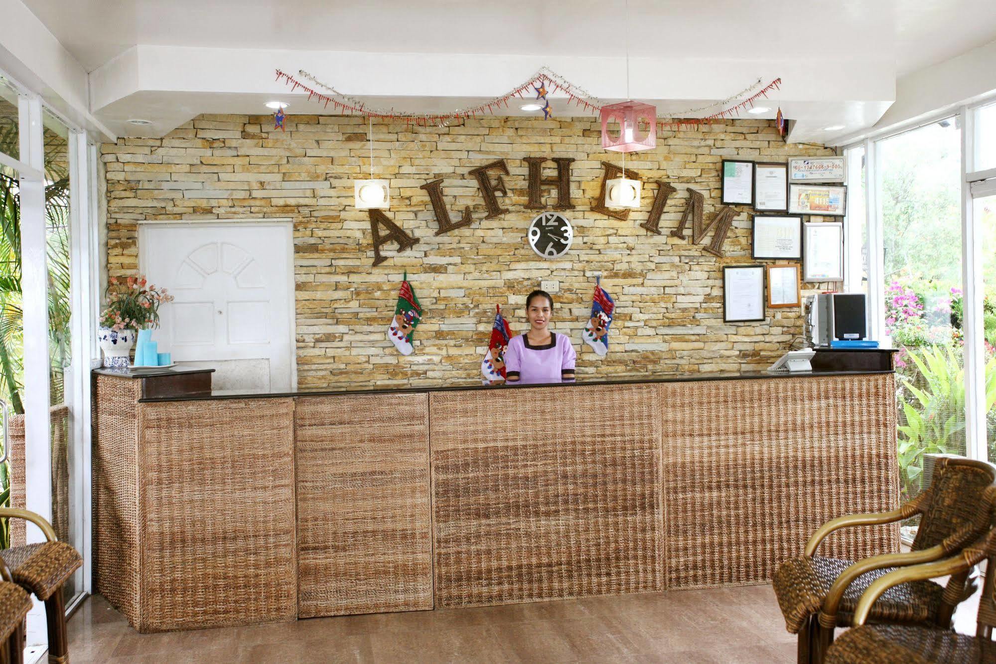 Alfheim Resort Мактан Екстериор снимка